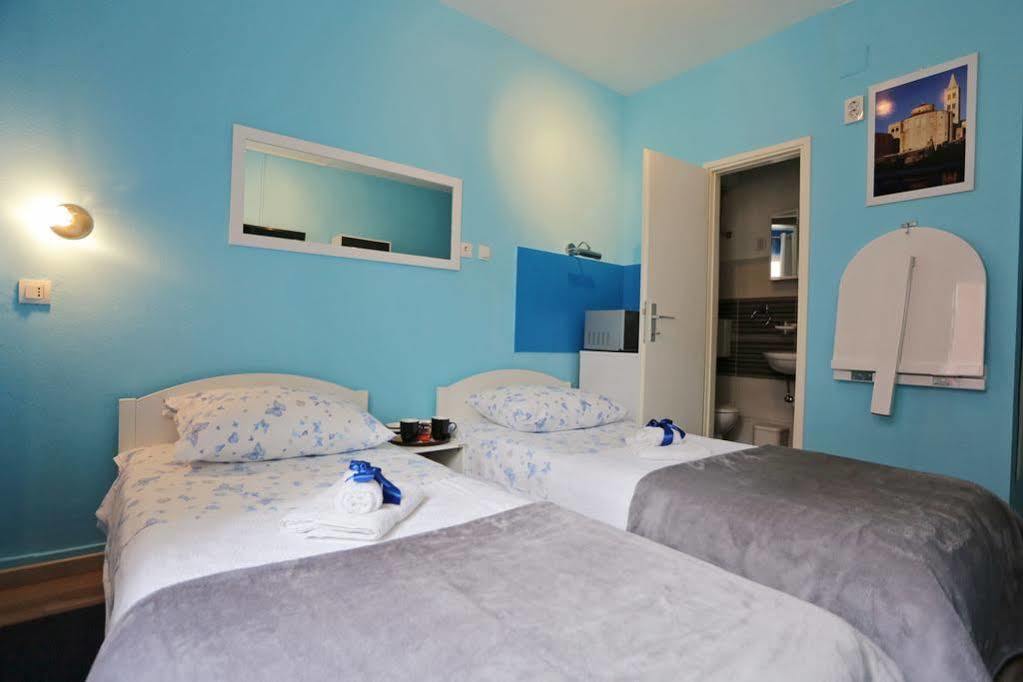 Apartments & Rooms Andrea Zadar Bagian luar foto